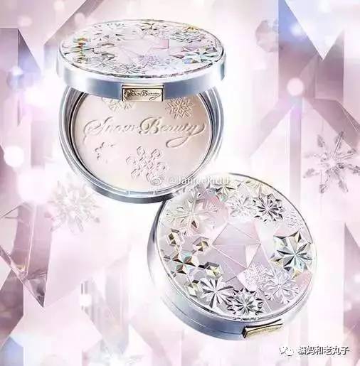 夏天用什么粉饼不脱妆,轻薄补妆粉饼推荐