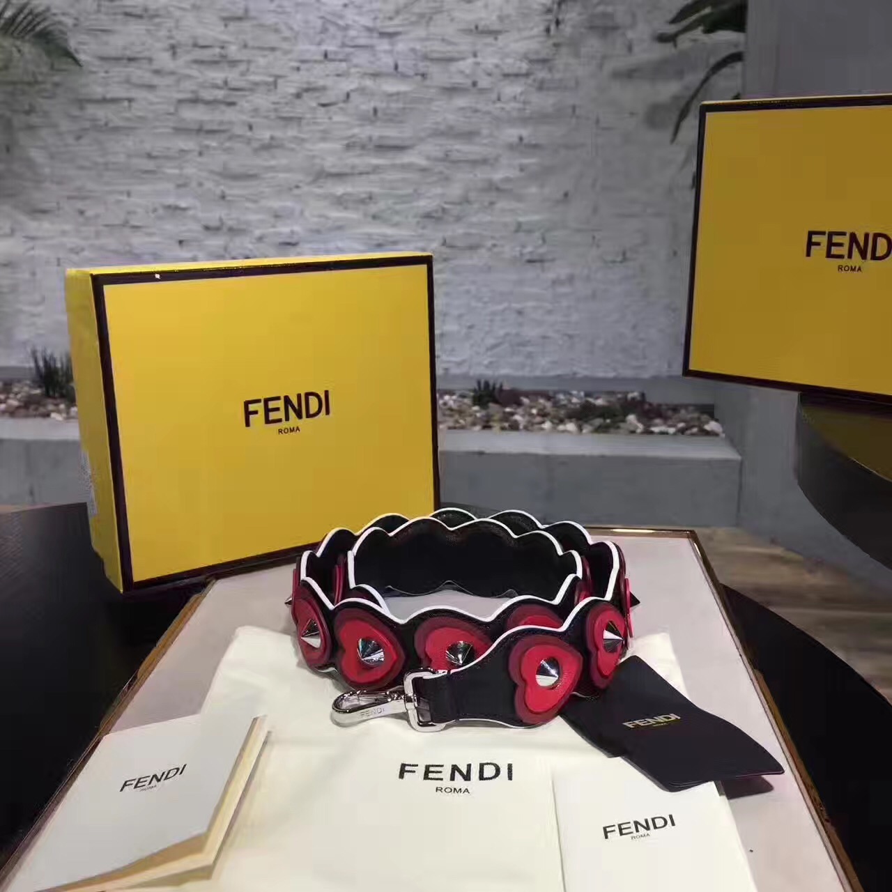 fendi包包哪一款最好看,fendi包最新款