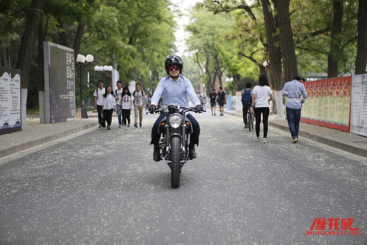 阿普利亚cr150vs宗申week8,跨骑阿普利亚cr150