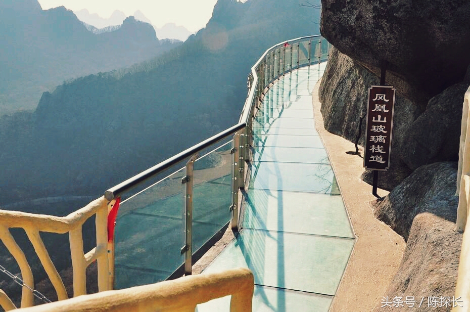 全国玻璃栈道旅游景点,中国十大玻璃栈道景点介绍