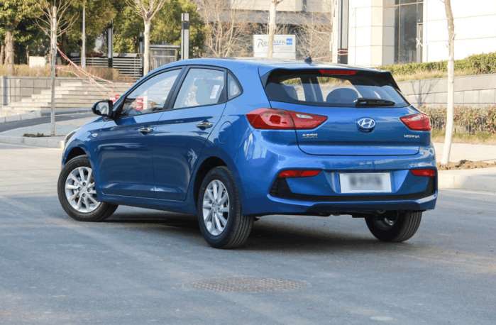 现代悦纳rv1.4自动挡试驾,现代悦纳rv两厢什么发动机