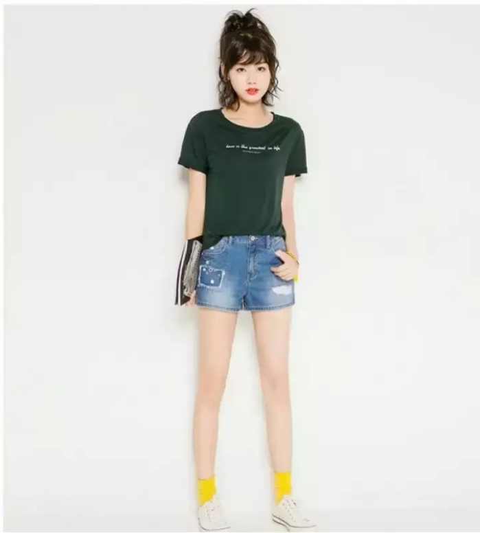 夏季牛仔短裤修饰身材,牛仔短裤怎么秀腿