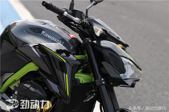 川崎z9002017款感受,川崎z900se和z900re区别
