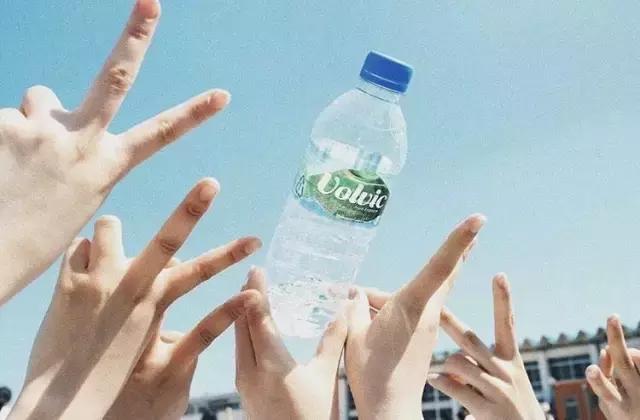 各个牌子的饮用水测评,什么品牌的饮用水最好