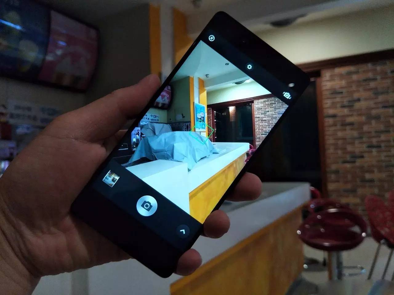 坚果pro价格配置信息一览,坚果pro发布会揭秘时刻