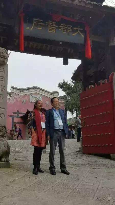 赞美石柱的古诗,诗词记忆方法