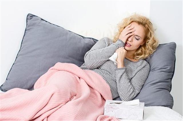 哺乳期感冒了怎么办最好的方法,哺乳期感冒能吃四季感冒胶囊吗