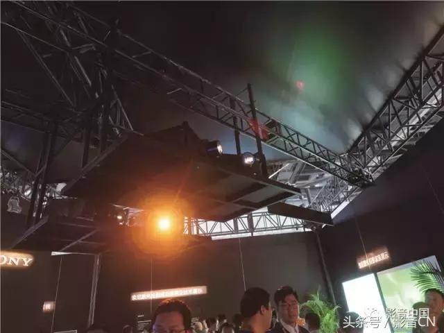 自制投影激光光源,投影机选激光还是传统灯泡光源