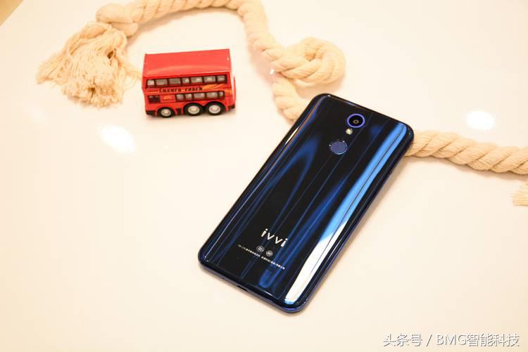 赵丽颖代言ivvi时尚手机,vivo赵丽颖宣传的手机