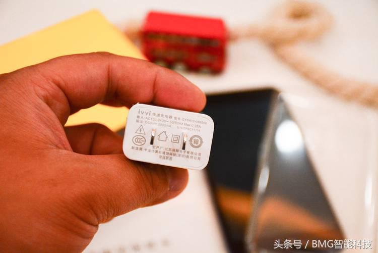 赵丽颖代言ivvi时尚手机,vivo赵丽颖宣传的手机