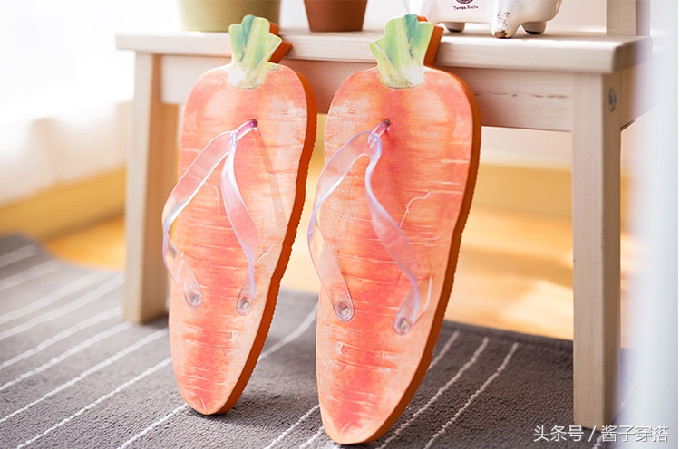 不曾见过的人字拖,让你裸脚整个夏天