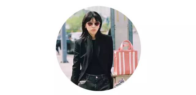 现在潮人去哪里买衣服便宜,潮人衣服哪里拿货便宜一点