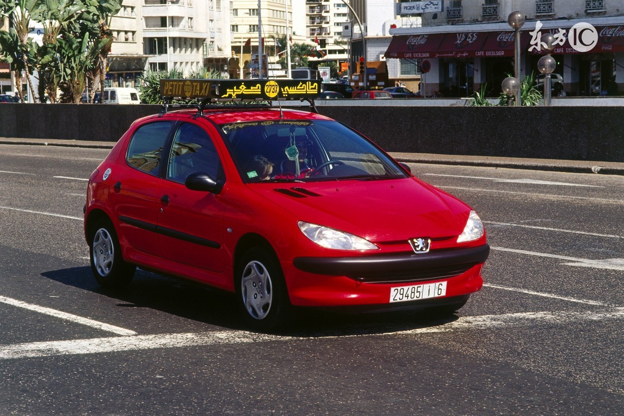 4s店换个汽车钥匙电池需要多少钱,汽车钥匙电池多少钱换一个