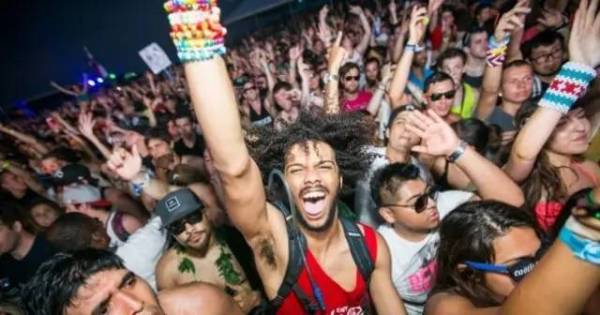 又是一年夜跑高峰季，爱跑的女孩儿们请注意了