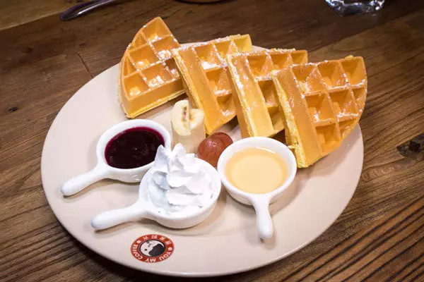 和喜欢的人下午喝咖啡,咖啡店和喜欢的人一起去