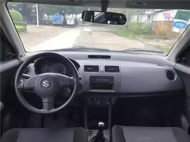 中山铃木雨燕新车落地多少钱,中山市雨燕