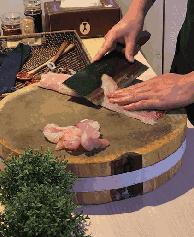 一路火到太原！在南京排队到腿麻的网红店来了！不预定还真吃不到