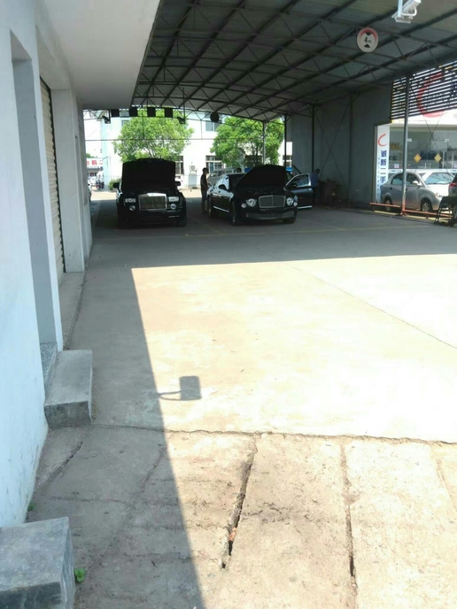 太有钱了！浙江二手车从业者带你看看正在准备过户的二手豪车们