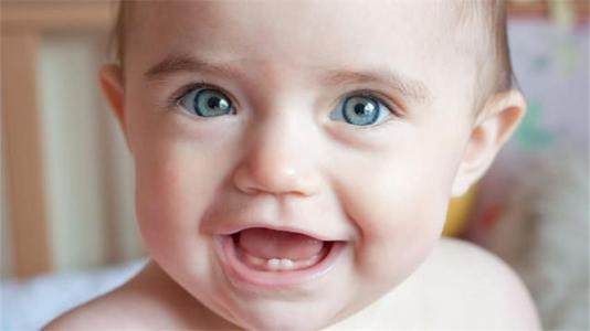 换牙双层牙,宝宝长双层牙什么原因