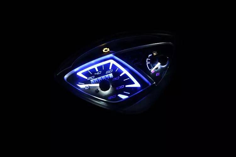 林海国四巧格踏板车测评,林海格格电喷踏板