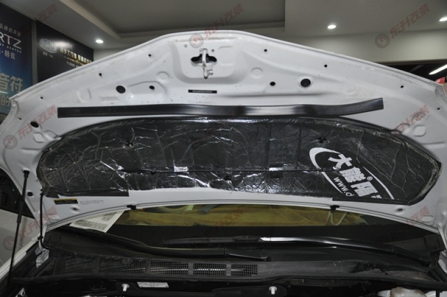 丰田塞纳柚木色耐磨地板,丰田塞纳航空座椅星空顶木地板