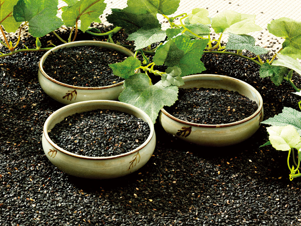 白醋鉴别染色黑米,怎么鉴别黑米是否染色