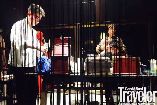 不为风物滋味好，此生何必住苏州