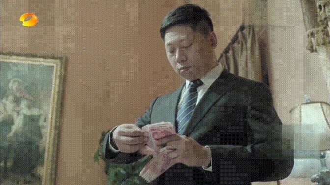 曾经这些鞋穿在脚下我没有珍惜,现在我跪着也找不回来了