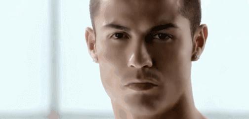 足坛肌肉男,足球肌肉男c罗