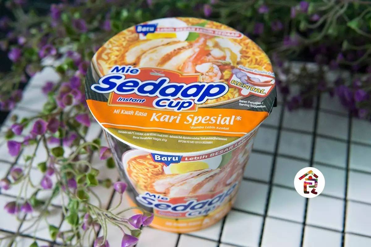 有谁去印尼，请帮我代购这款泡面~