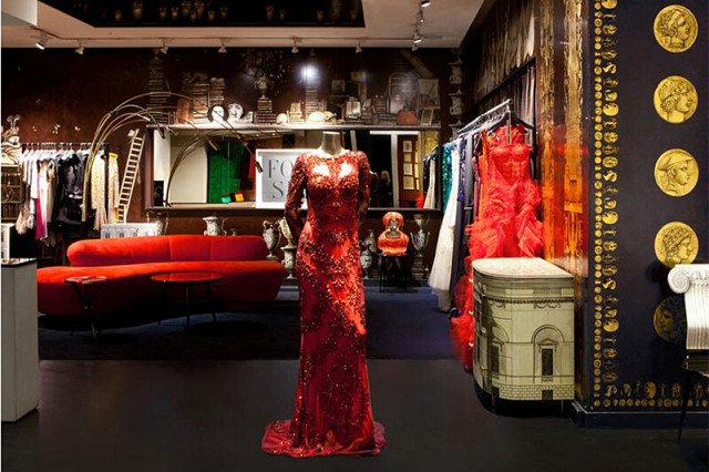 巴黎打折村的购物攻略,巴黎三街有什么好玩的地方