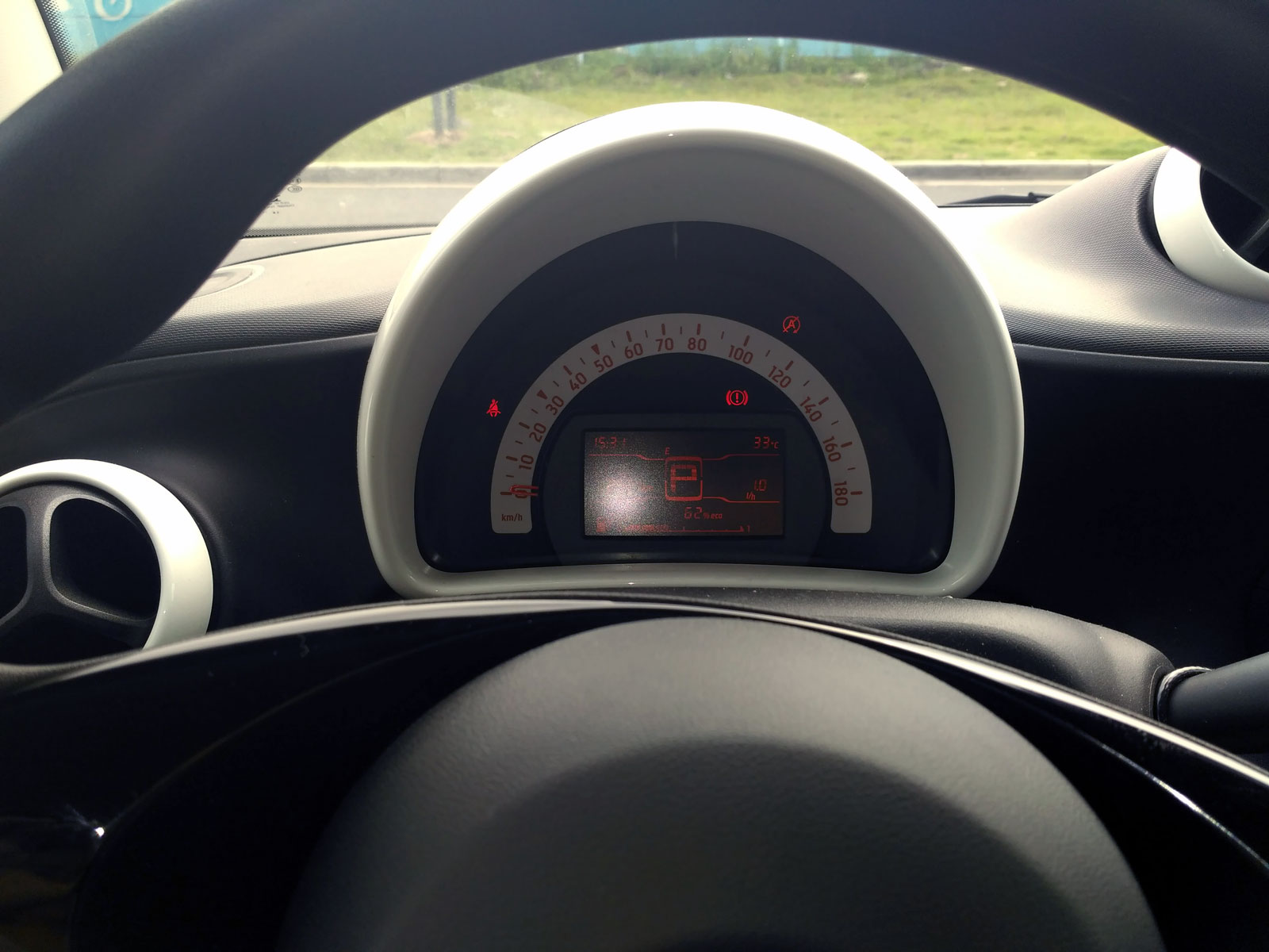 有驾照没车要驾照有啥用,有驾照没有车能赚钱吗