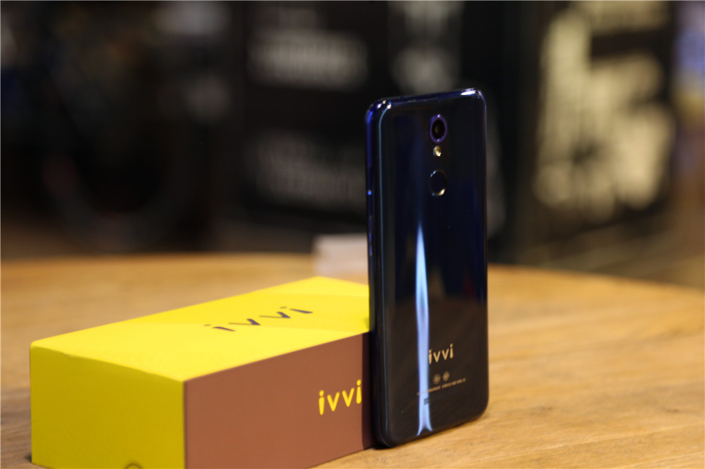 裸眼3d手机可播放高清视频,手机可以看3d电影吗用3d眼镜