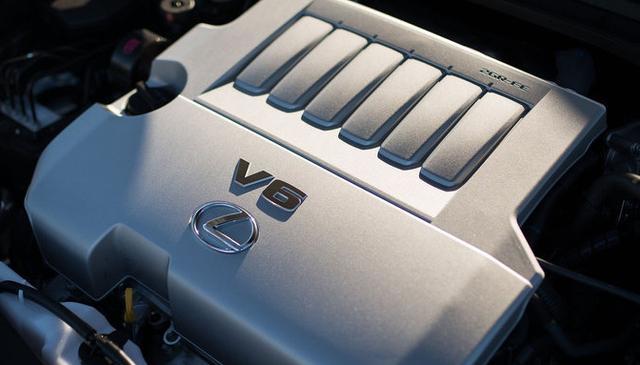 全车进口全时四驱内饰媲美保时捷,比君越高一个档次的车