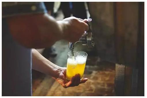 你与啤酒发烧友的距离，可能还差这瓶酸啤酒