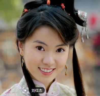 全面扒皮周星驰的新宠林允,周星驰林允素材