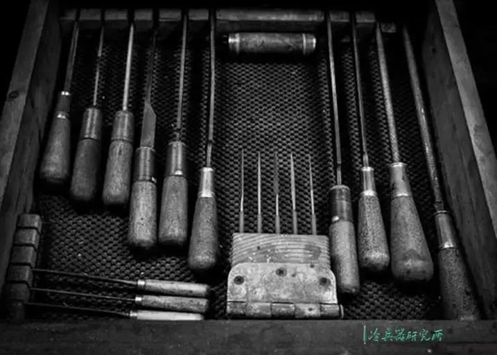 制刀技术在哪里学,想学锻刀最开始干什么