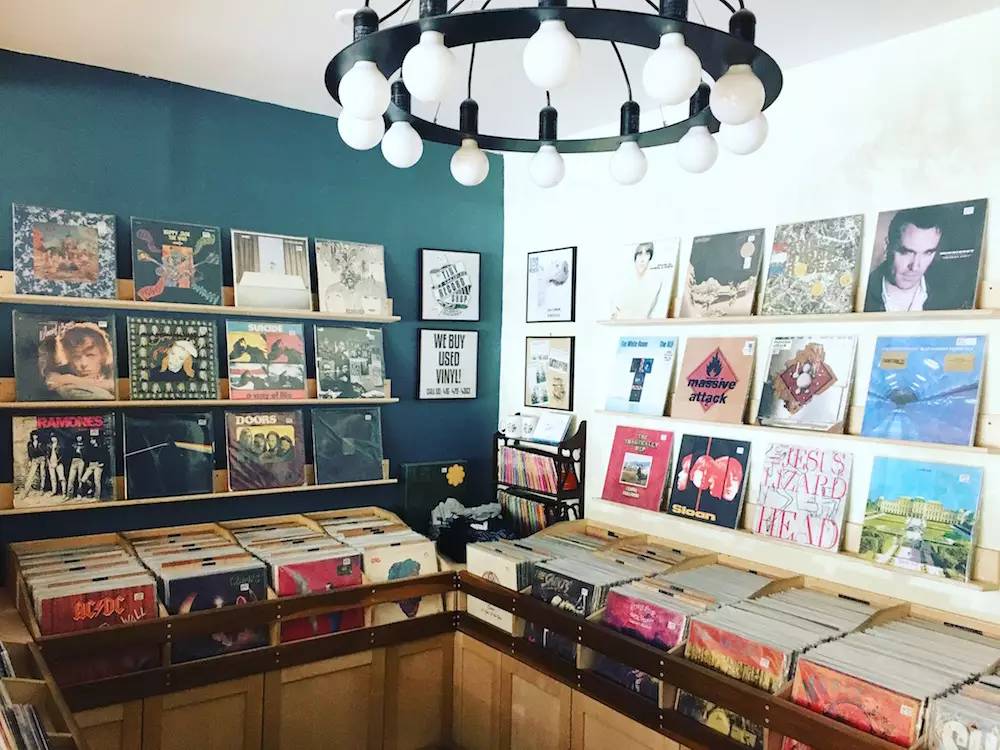 甯︿綘閫涘浼﹀,澶氫鸡澶氬敱鐗囧簵