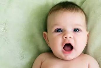 宝宝口腔特殊情况护理,宝宝不良口腔习惯如何改正