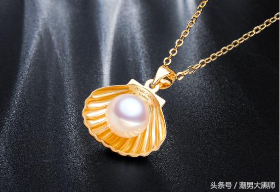 珍珠寓意美丽和纯洁,珍珠象征纯洁高贵
