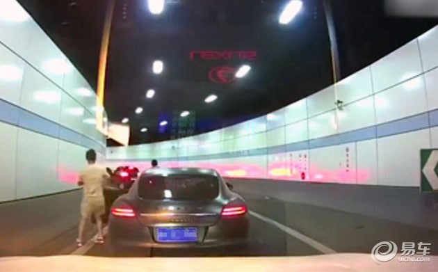 开车斗气怎么办,开车斗气导致剐蹭怎么处理