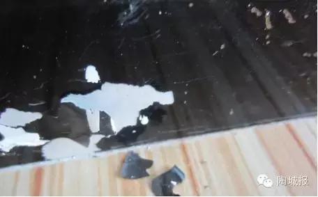 瓷砖脱皮是质量问题吗,瓷砖脱皮怎样修复