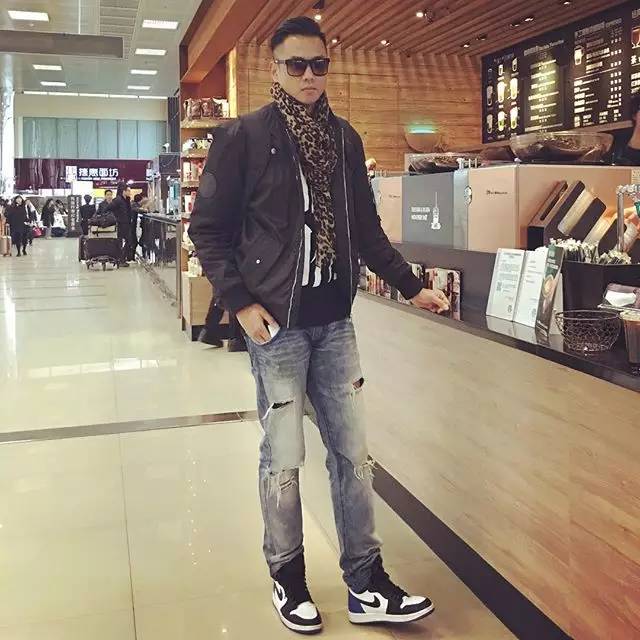 大学中肯定有这7潮人!土豪级的、省吃俭用的、还有买假货?