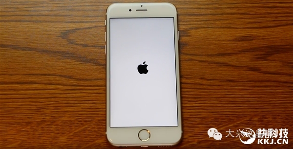 不作不死这苦孩子把苹果调到1970年后奇迹发生了