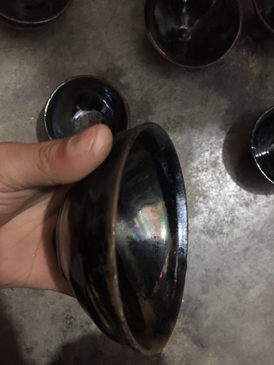 现代仿品宋代建盏的辩识技巧