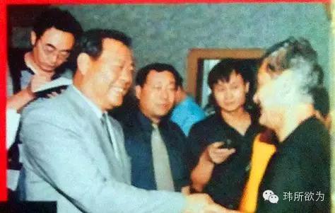 双冠王巅峰之战,桑特拉奇双冠王