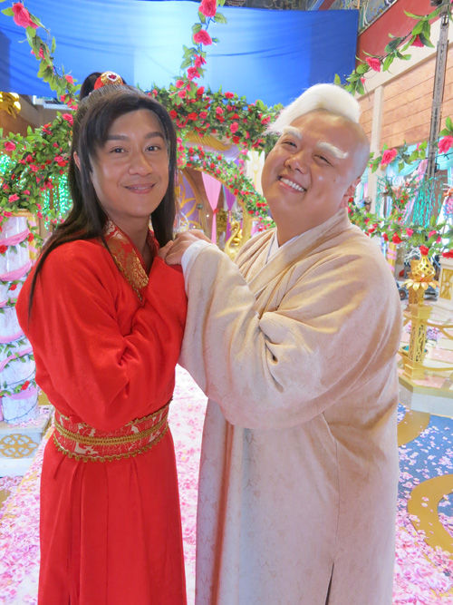 他体重两百多斤从未做过主演却集演员编剧导演于一身