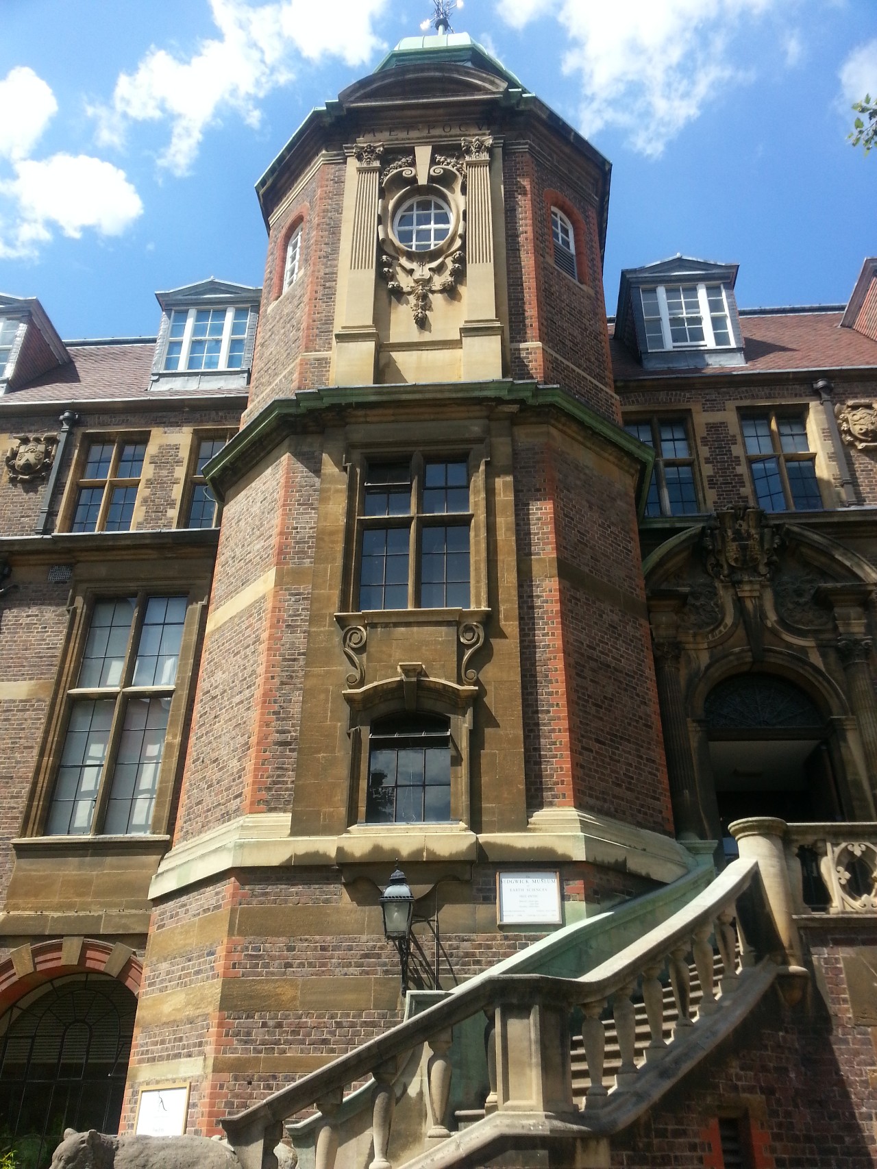 塞奇威克地球科学博物馆,塞奇威克