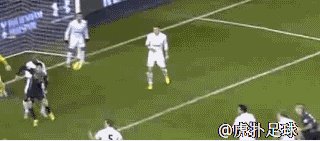 巴萨20岁小将被猛批,巴萨17岁小将首次触球破门绝杀