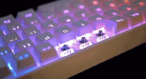 目前手感最好的青轴机械键盘,樱桃rgb键盘